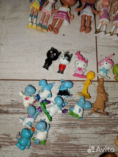 Игрушки из киндера пакетом