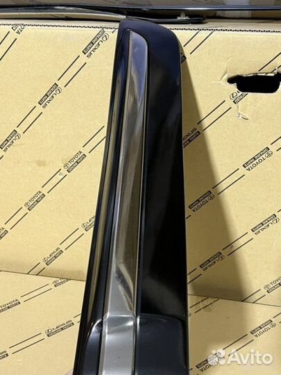 Молдинг двери Lexus Lx 570 2012-2015