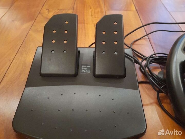 Игровой Руль sven turbo с педалями и креплением