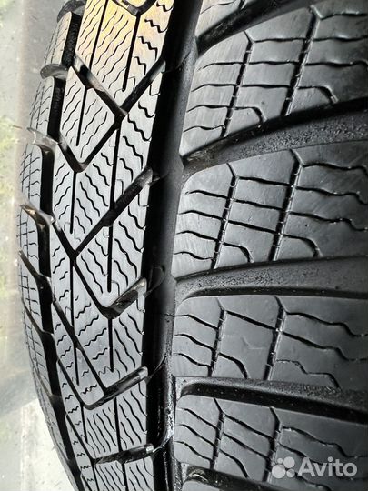 Pirelli Winter Sottozero 3 225/60 R18 100H