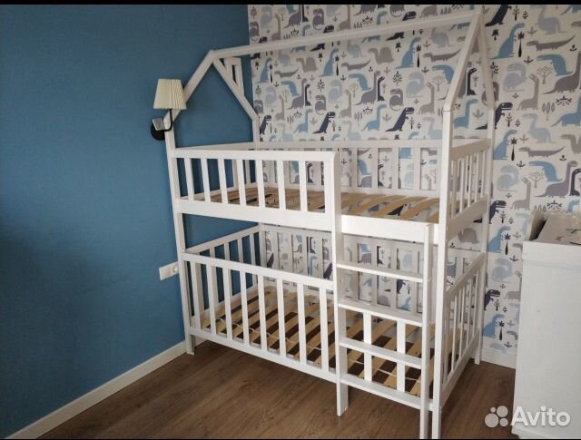 Кровать домик двухъярусный Малыш +