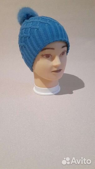 Шапка женская вязаная из шерсти для девочки