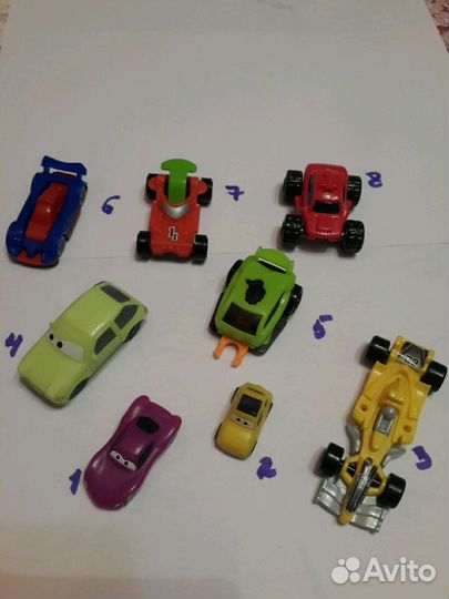 Фигурки машинки киндер сюрприз