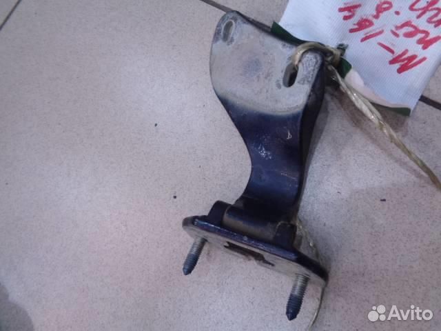 Петля двери багажника правая Mercedes Benz M-Clas