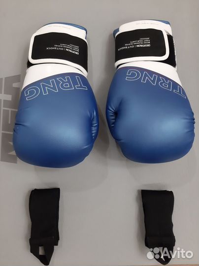 Боксерские перчатки