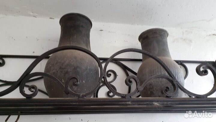 Глиняный кувшин старинный