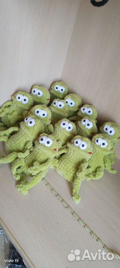 Вязаная лягушка