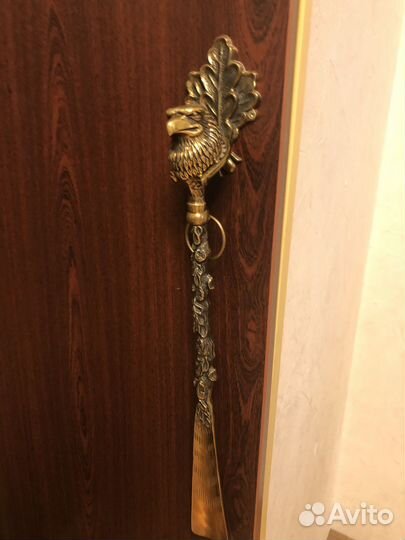 Бронзовый рожок для обуви