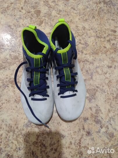 Футбольные бутсы 34