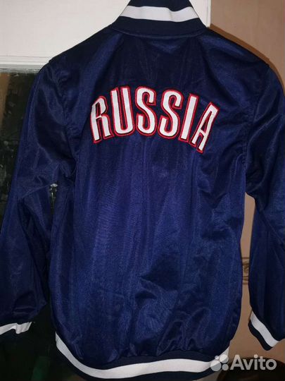 Спортивный костюм