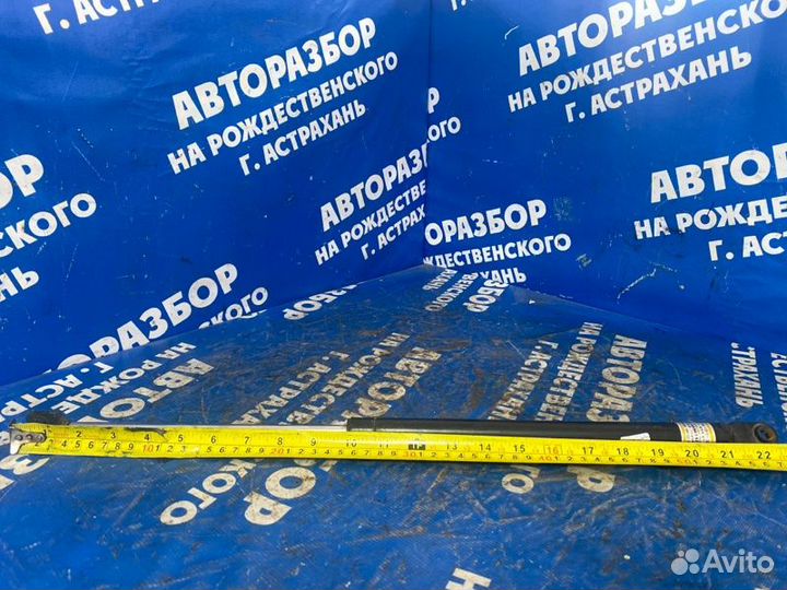 Амортизаторы люка багажного отсека. Kia Am928