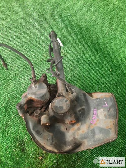 Ступица передняя левая toyota mark II