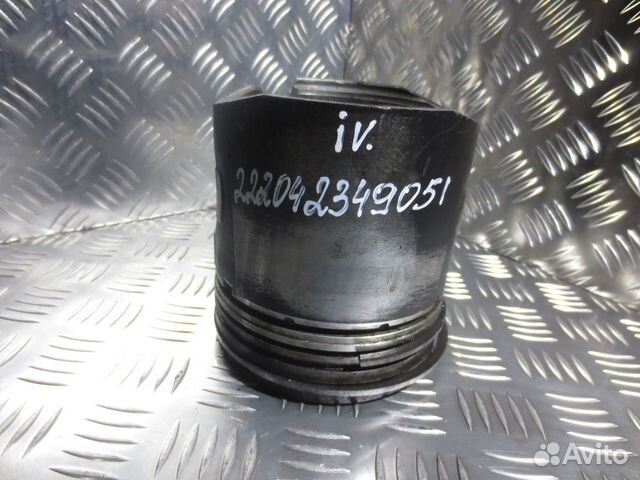 Поршень Iveco 504007513