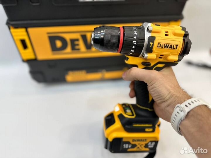 Шуруповерт аккумуляторный dewalt