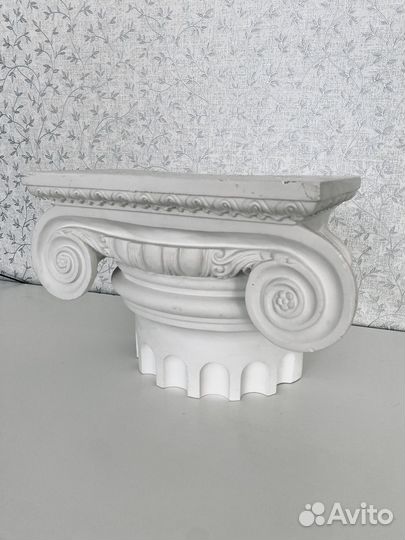 Полукапитель / ионический орден / гипс