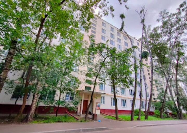 Комната 14,9 м² в 3-к., 1/9 эт.