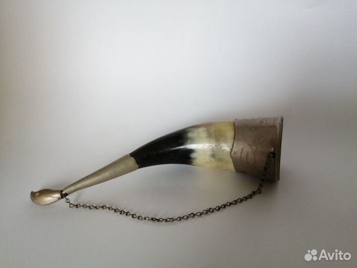 Рог на цепочке