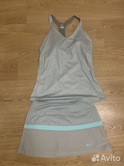 Костюм для тенниса