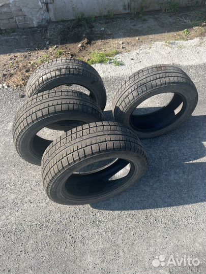 Bridgestone Blizzak Revo GZ 205/55 R16