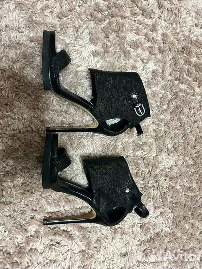 Босоножки женские Camilla Skovgaard 36 размер