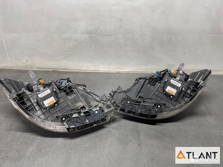 Фара передняя nissan tiida