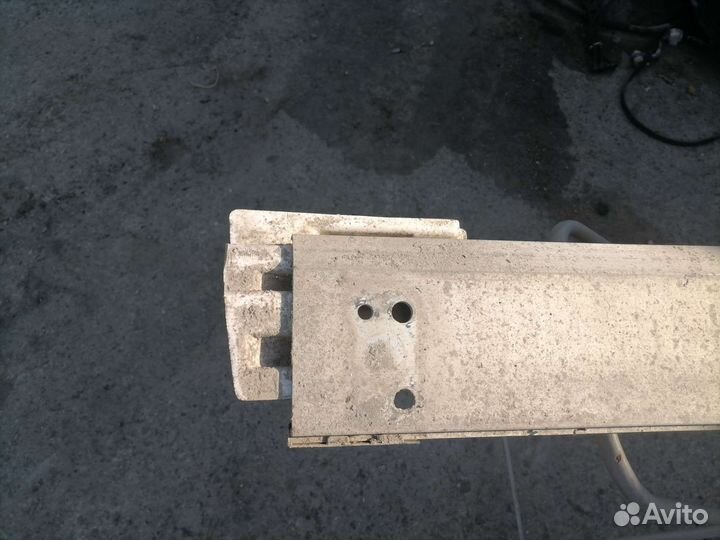 Усилитель заднего бампера Toyota Camry С40