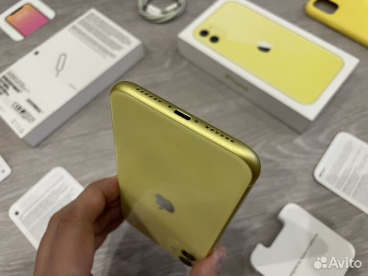 iPhone 11, 128 ГБ