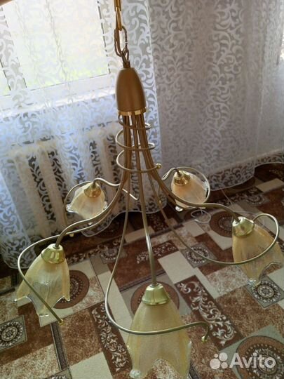 Люстра потолочная