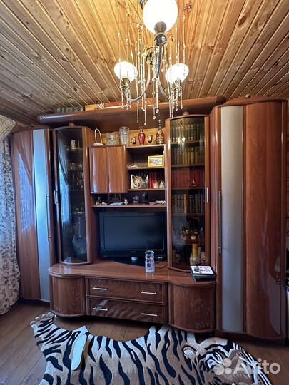 Стенка в гостиную со шкафом под тв бу