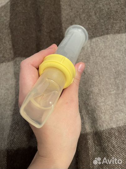 Поильник medela soft cup