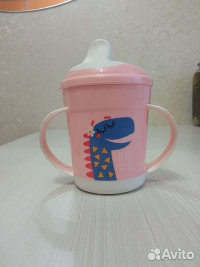 Поильник-непроливайка пластиковый