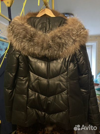 Пуховик женский