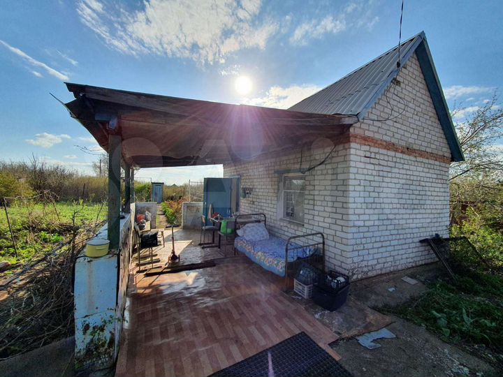 Дача 20 м² на участке 5 сот.