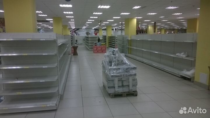 Стеллажи металлические б/у, Италия 2000 шт