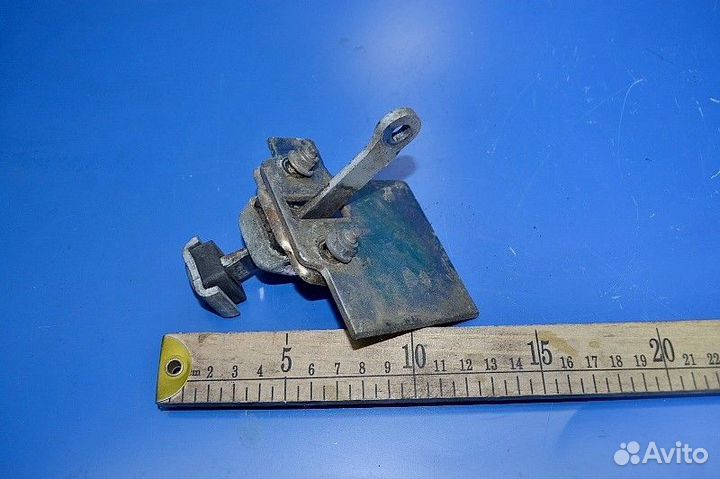 Ограничитель двери, правый DAF XF106 (01.14)