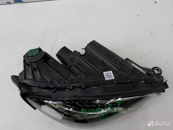 Фара правая Mercedes-Benz E-Class