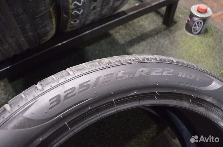 Pirelli P Zero PZ4 285/40 R22 и 325/35 R22 110Y