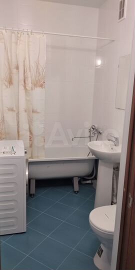 1-к. квартира, 43 м², 9/9 эт.