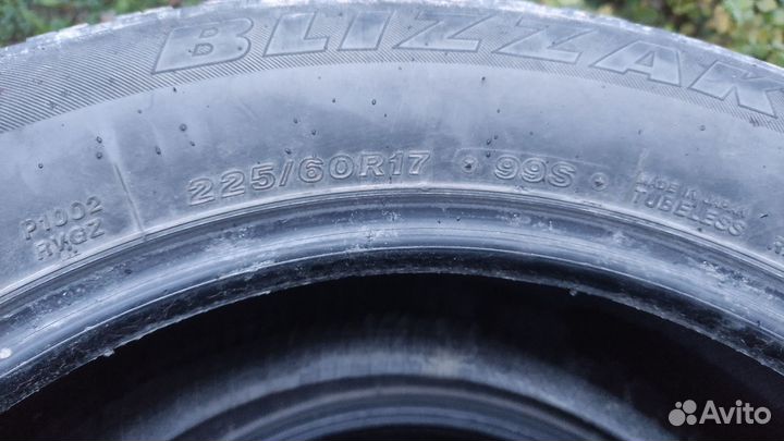 Bridgestone Blizzak Revo GZ 225/60 R17 99