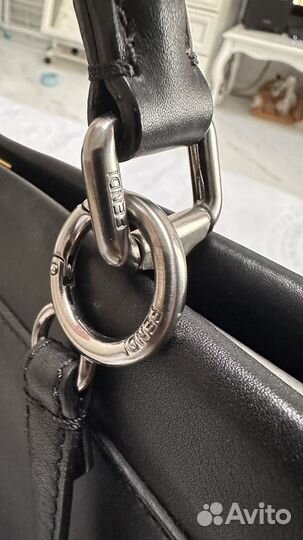 Сумка fendi peekaboo