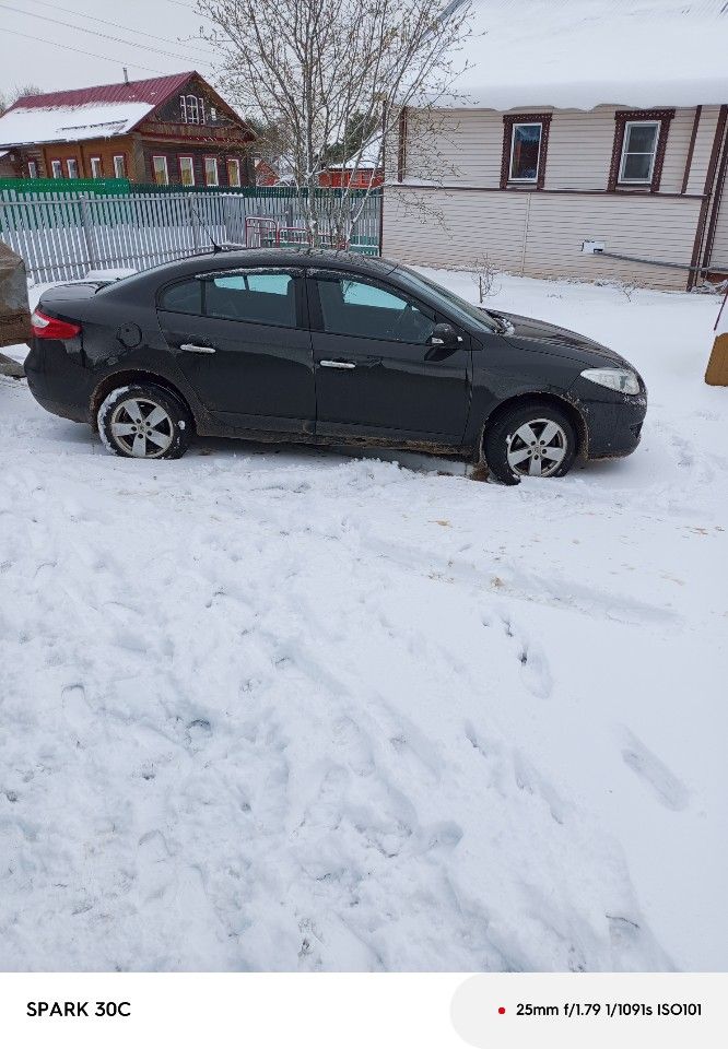 Renault Fluence: фото из отзыва