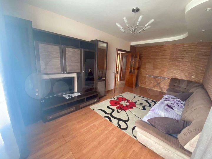 2-к. квартира, 54 м², 8/14 эт.