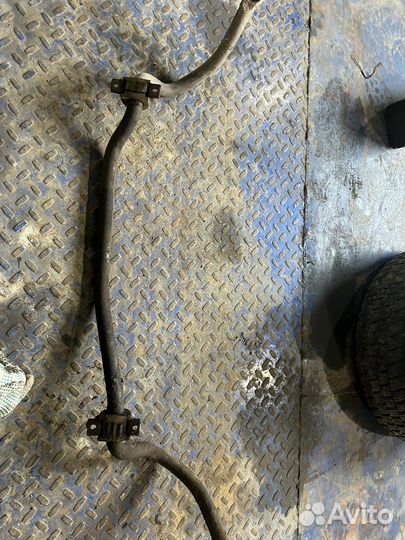 Стабилизатор передний Mitsubishi Lancer 9