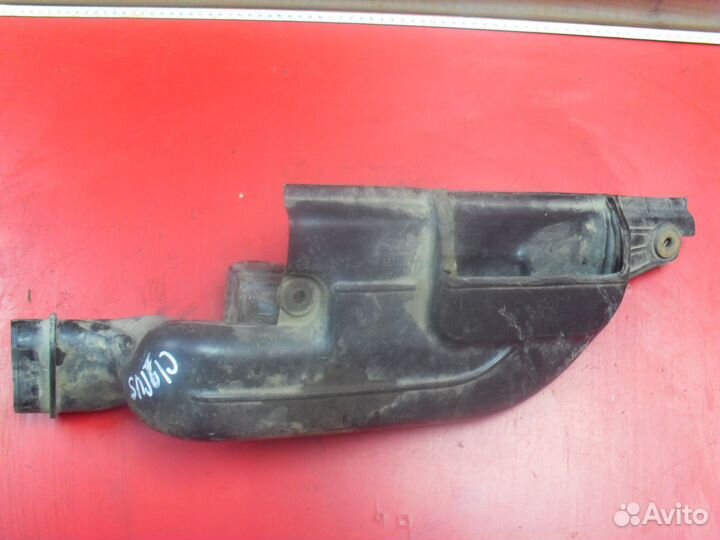 Воздухозаборник 0K9A213200A Kia Clarus 1996-2001