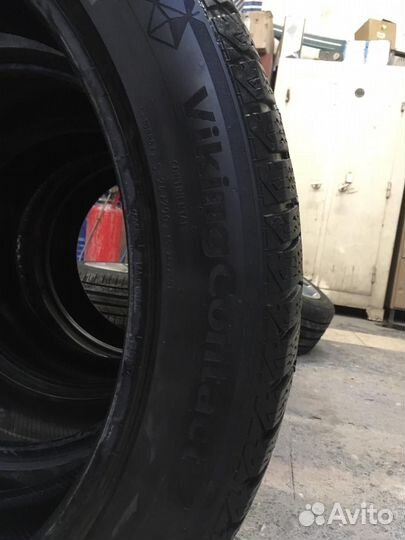 Continental VanContact Viking 245/45 R20