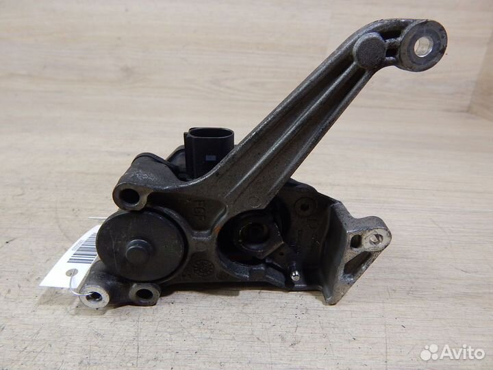 Привод вихревых заслонок коллектора Opel Astra H