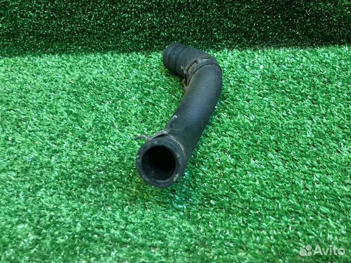 Патрубок Mercedes Glk