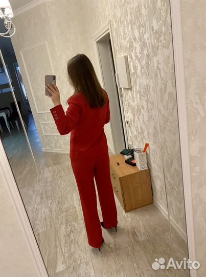 Брючный костюм 46