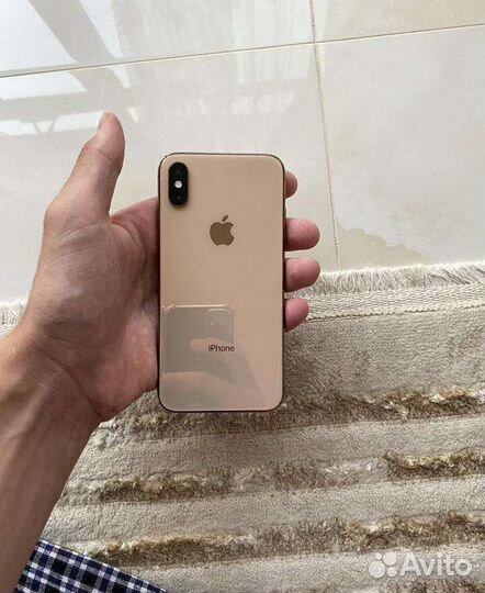iPhone Xs, 64 ГБ