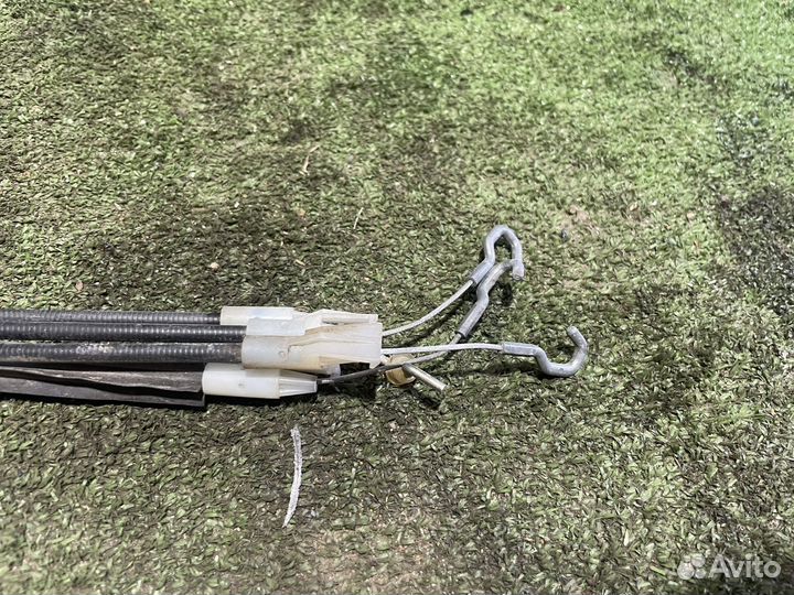 Трос замка передней двери opel astra h
